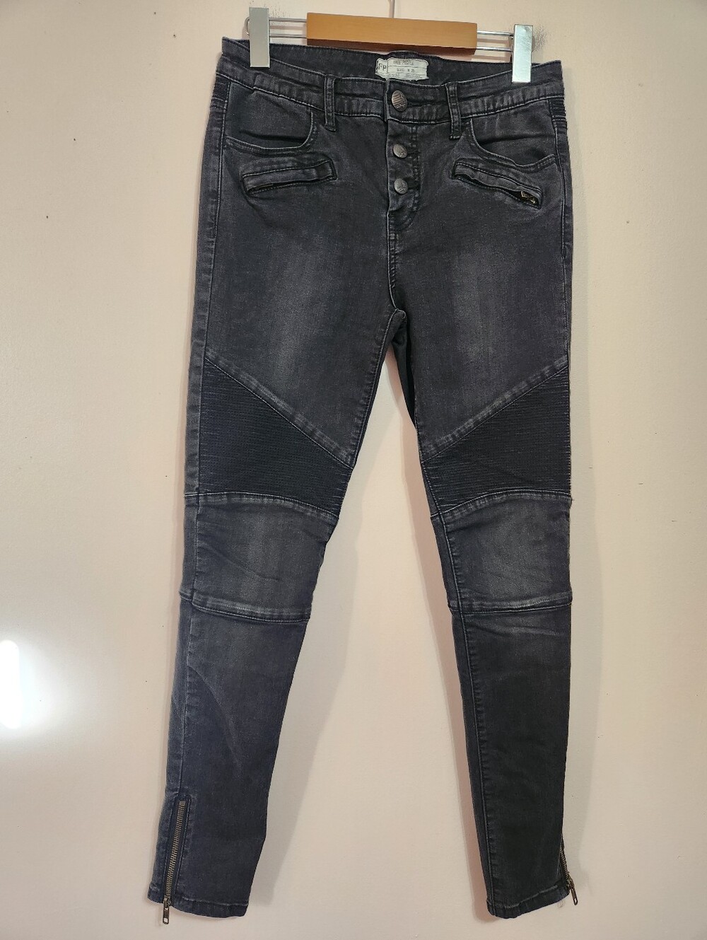 Free People Black Denim Moto Skinny Jeans Exposed Button Zip Ankle Grunge Sz 28